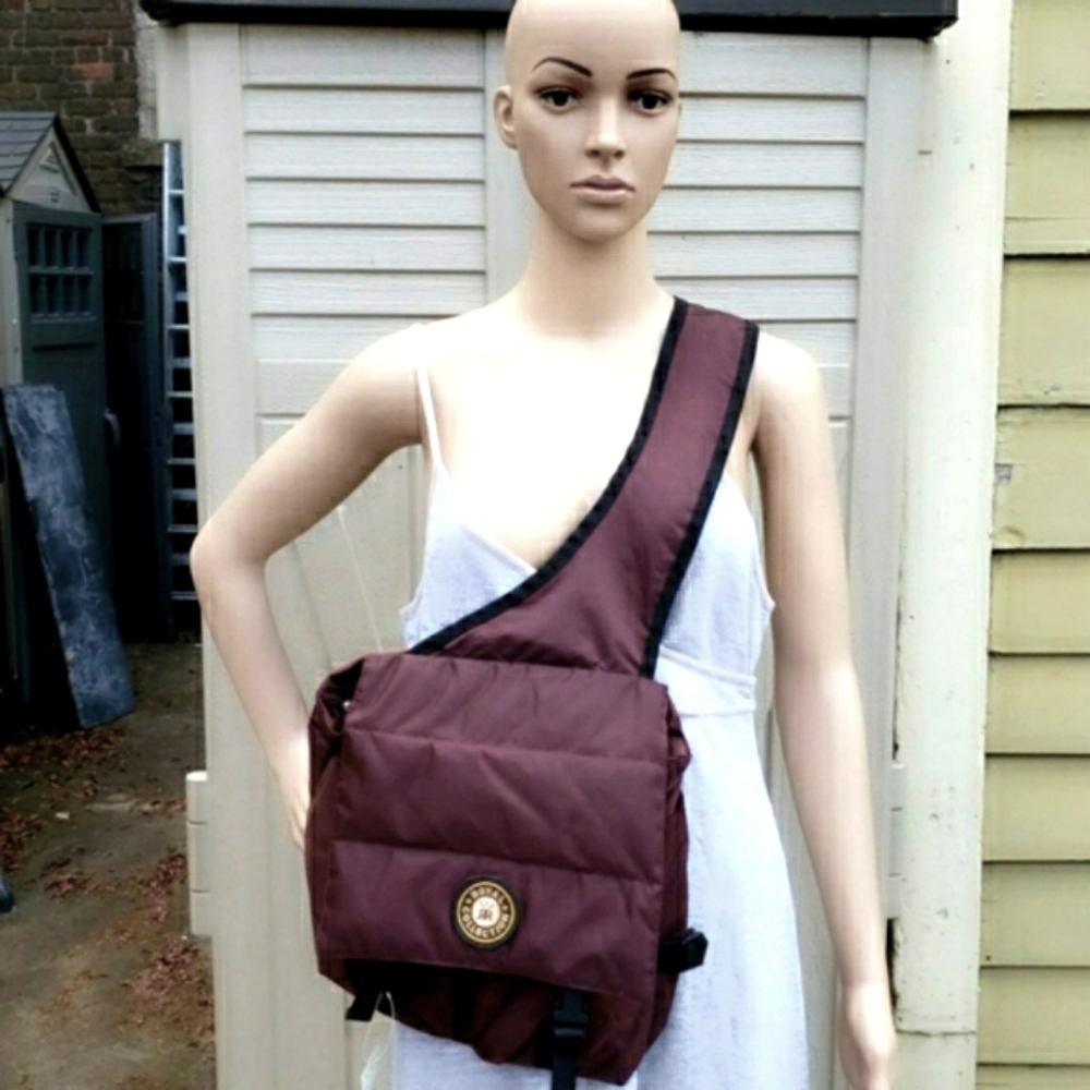 NWT UniSex Crossbody Messenger Sling Bag